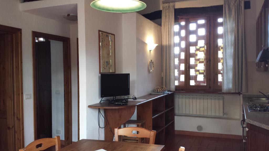 Agriturismo Castello Di Querceto Lucolena in Chianti Екстериор снимка